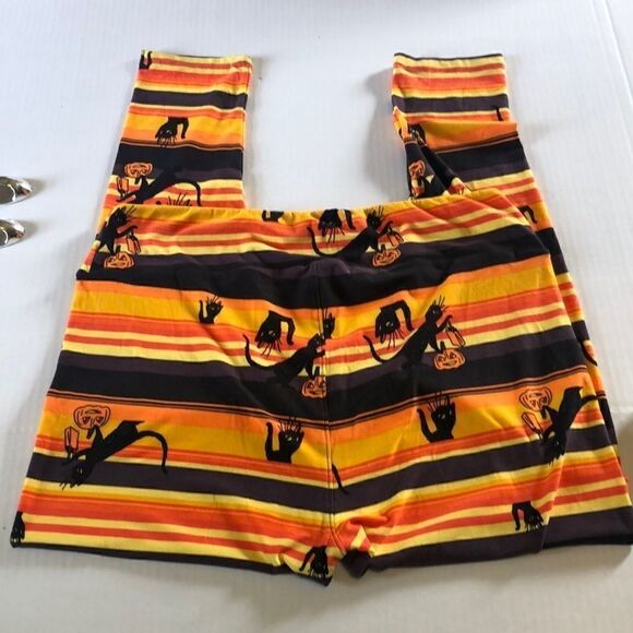 LuLaRoe Leggings - Picture 3 of 4